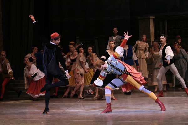 http://www.mariinsky.ru/lib/ballet/repertoire-new/romeo_and_juliet.jpg