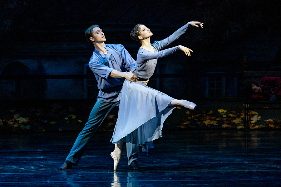 Елена Свинко