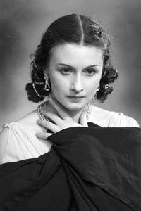 Нинель Петрова в роли Джульетты («Ромео и Джульетта», 1950)