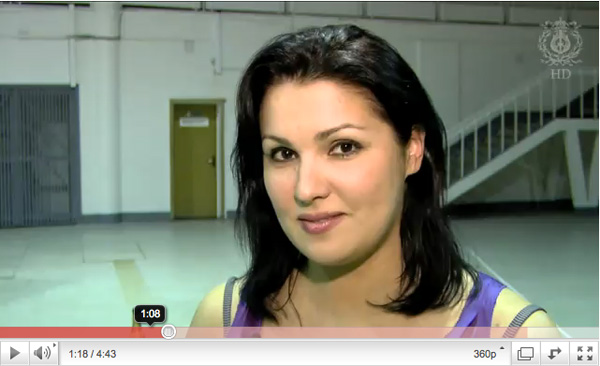 Anna Netrebko speaks about the production of L’elisir d’amore